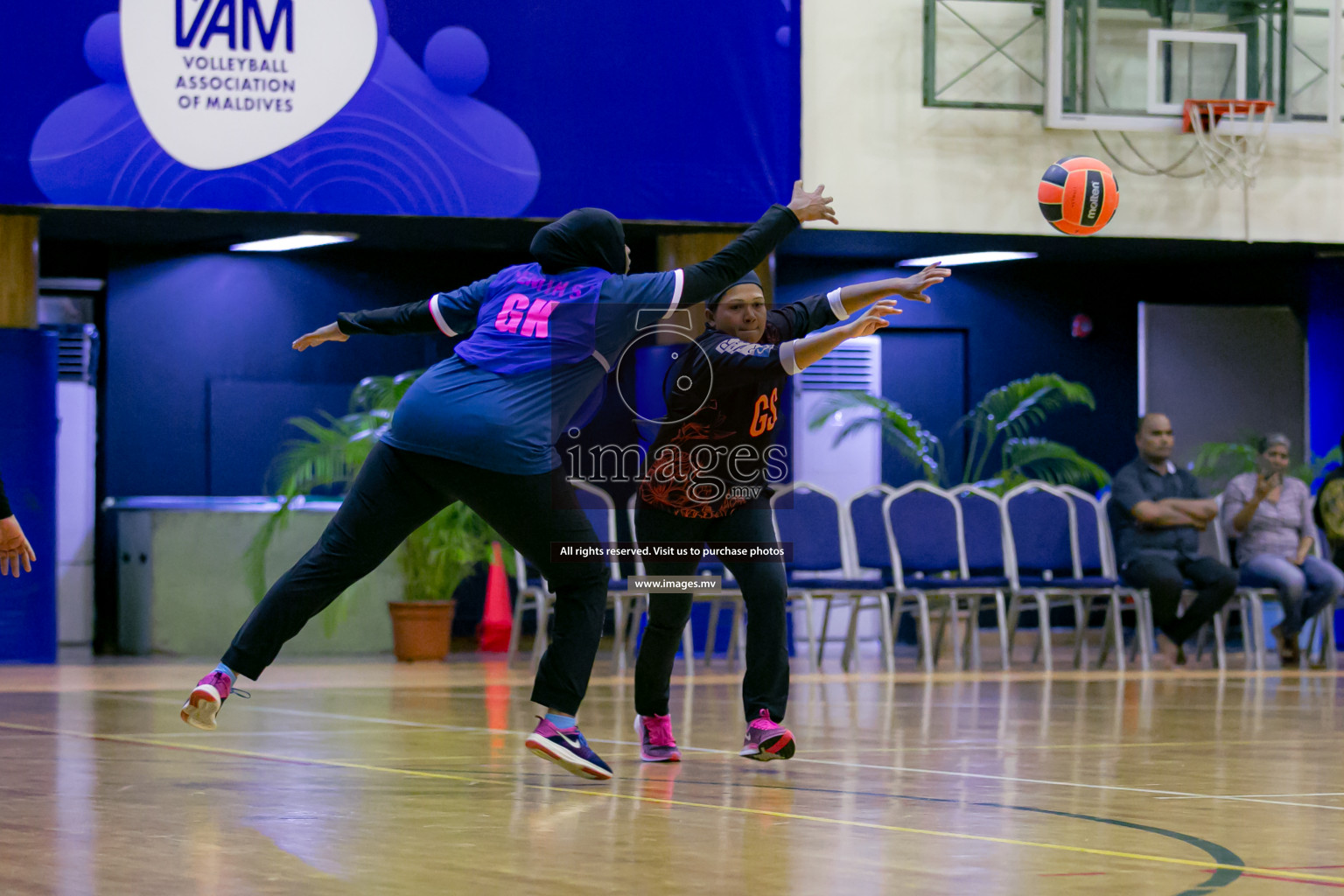 Xenith Sports Club vs Club Matrix in the Milo National Netball Tournament 2022 on 18 July 2022, held in Social Center, Male', Maldives. Photographer: Ahmed Dhaadh / Images.mv