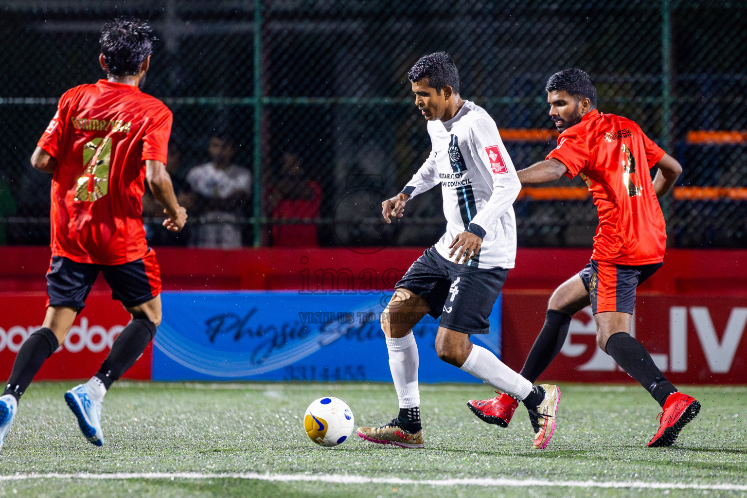 K Himmafushi vs K Dhiffushi in Day 10 of Golden Futsal Challenge 2025 was held on Tuesday, 14th January 2025, in Hulhumale', Maldives Photos: Nausham Waheed / images.mv