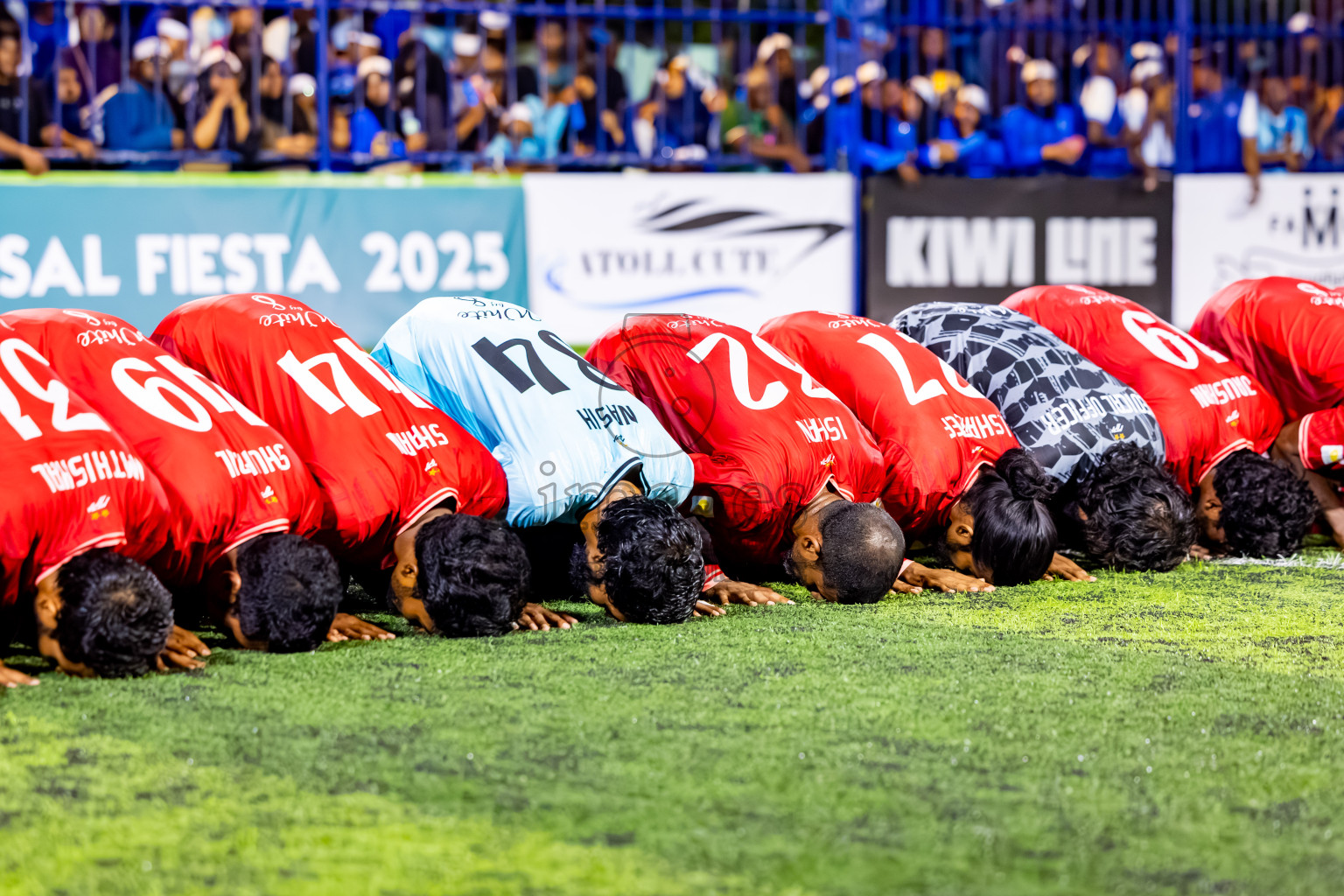 Eydhafushi vs Hithaadhoo in the finals of Better in Baa Futsal Fiesta 2025 Men's division held in B. Eydhafushi, Maldives on Monday, 17th November 2025. Photos: Nausham Waheed / images.mv
