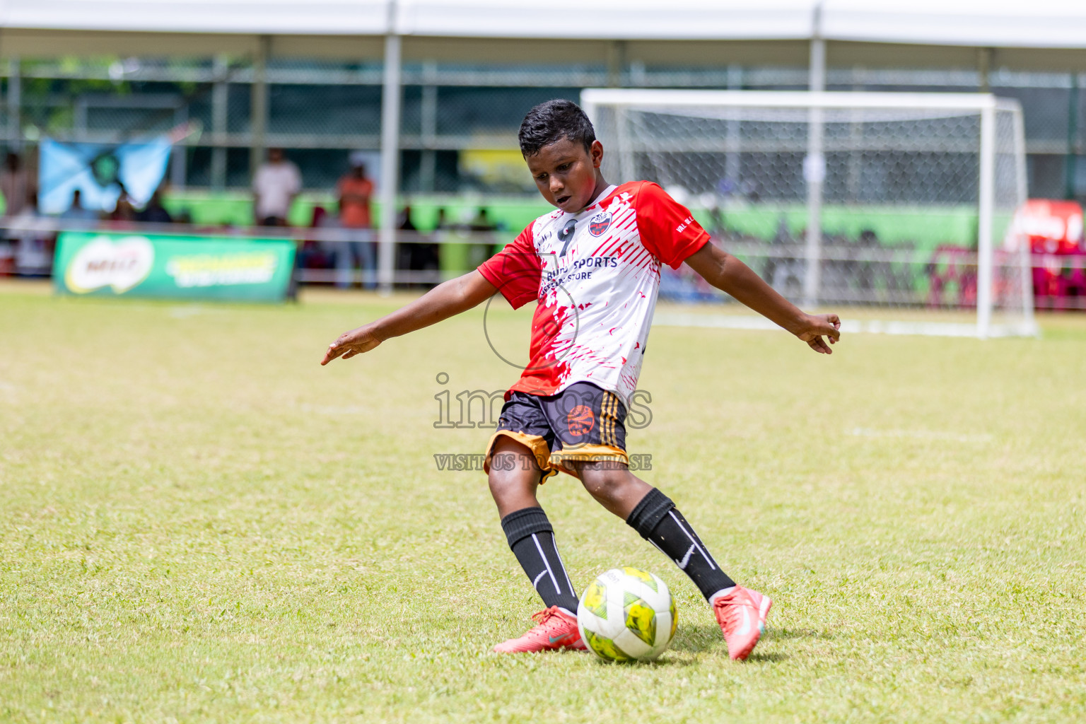 Day 3 of MILO Academy Championship 2025 (U-12) was held at Henveiru Stadium in Male', Maldives on Saturday, 3rd May 2025. 
Photos: Hassan Simah  / images.mv