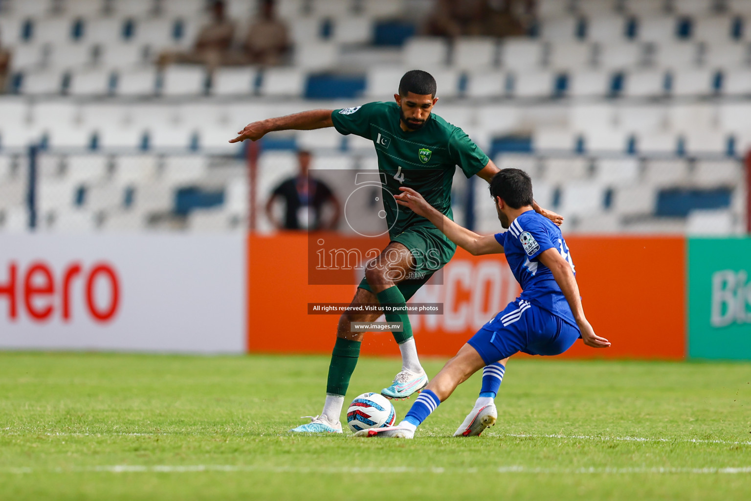 Pakistan vs Kuwait in SAFF Championship 2023 held in Sree Kanteerava Stadium, Bengaluru, India, on Saturday, 24th June 2023. Photos: Nausham Waheed, Hassan Simah / images.mv