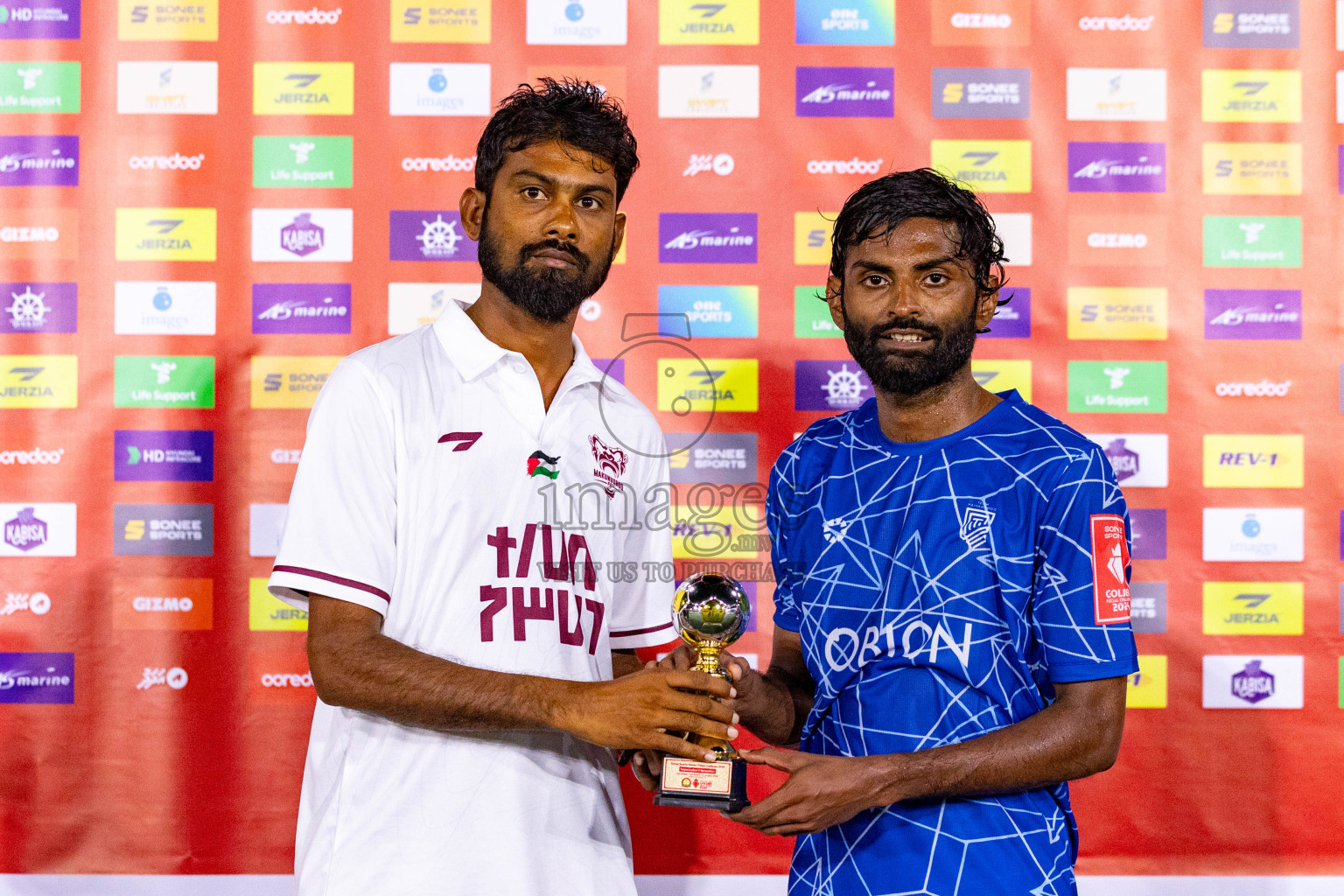 HDh Neykurendhoo vs HDh Naivaadhoo in Golden Futsal Challenge 2024 was held on Tuesday, 16th January 2024, in Hulhumale', Maldives
Photos: Ismail Thoriq / images.mv