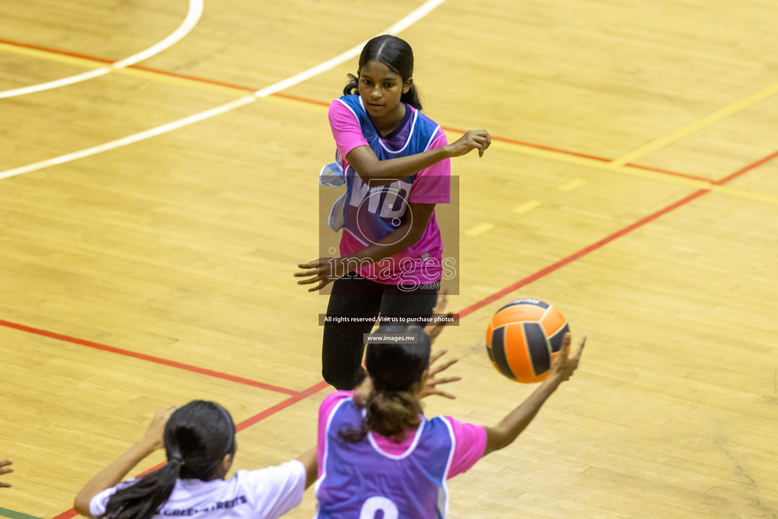 Sports Club Shining Star vs Club Green Streets in the Milo National Netball Tournament 2022 on 17 July 2022, held in Social Center, Male', Maldives. Photographer: Hassan Simah / Images.mv