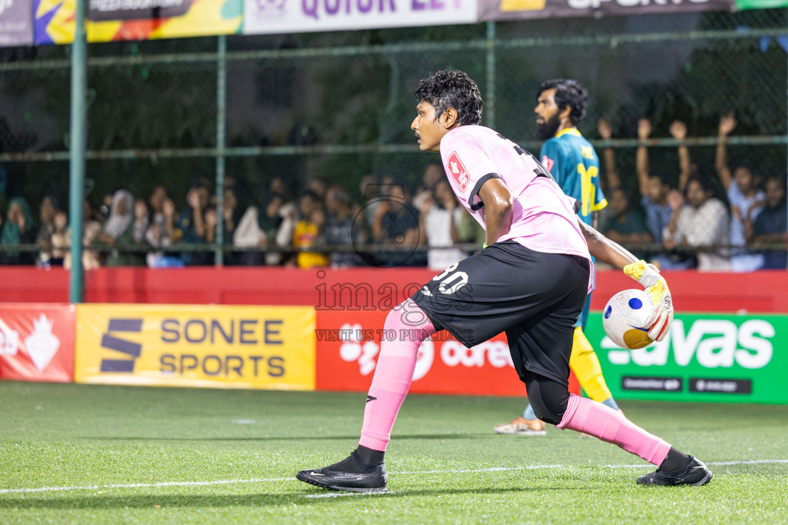 HDh. Hanimaadhoo vs HDh. Neykurendhoo in Day 1 of Golden Futsal Challenge 2025 on Sunday, 5th January 2025, in Hulhumale', Maldives 
Photos: Nausham Waheed / images.mv