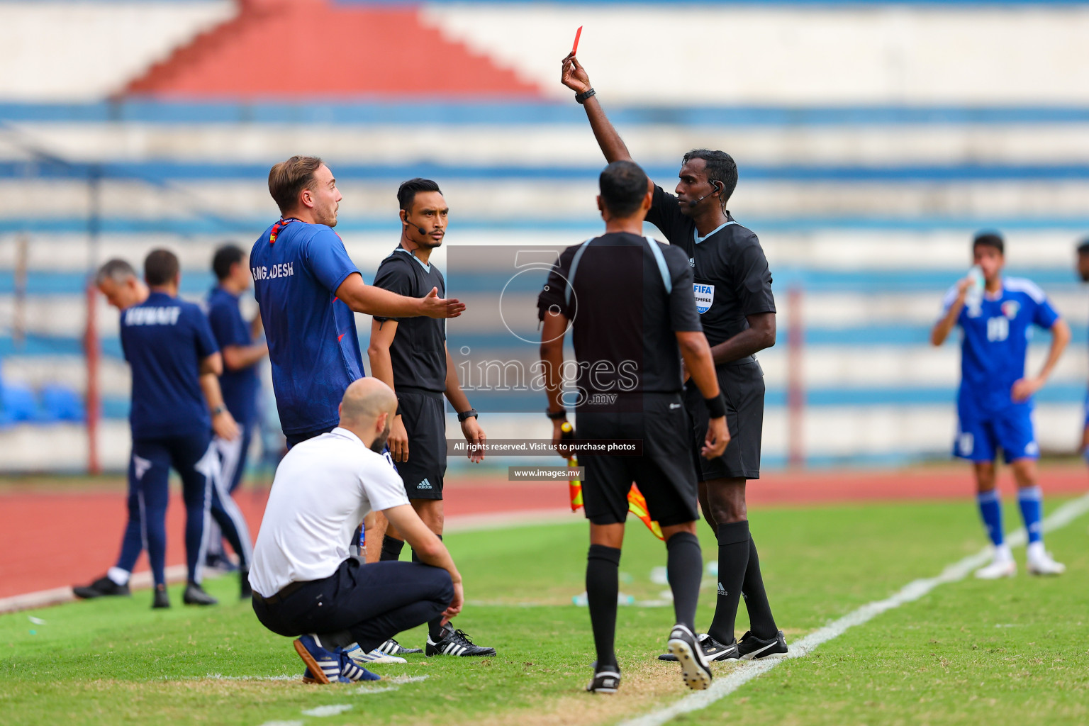 Kuwait vs Bangladesh in the Semi-final of SAFF Championship 2023 held in Sree Kanteerava Stadium, Bengaluru, India, on Saturday, 1st July 2023. Photos: Nausham Waheed, Hassan Simah / images.mv