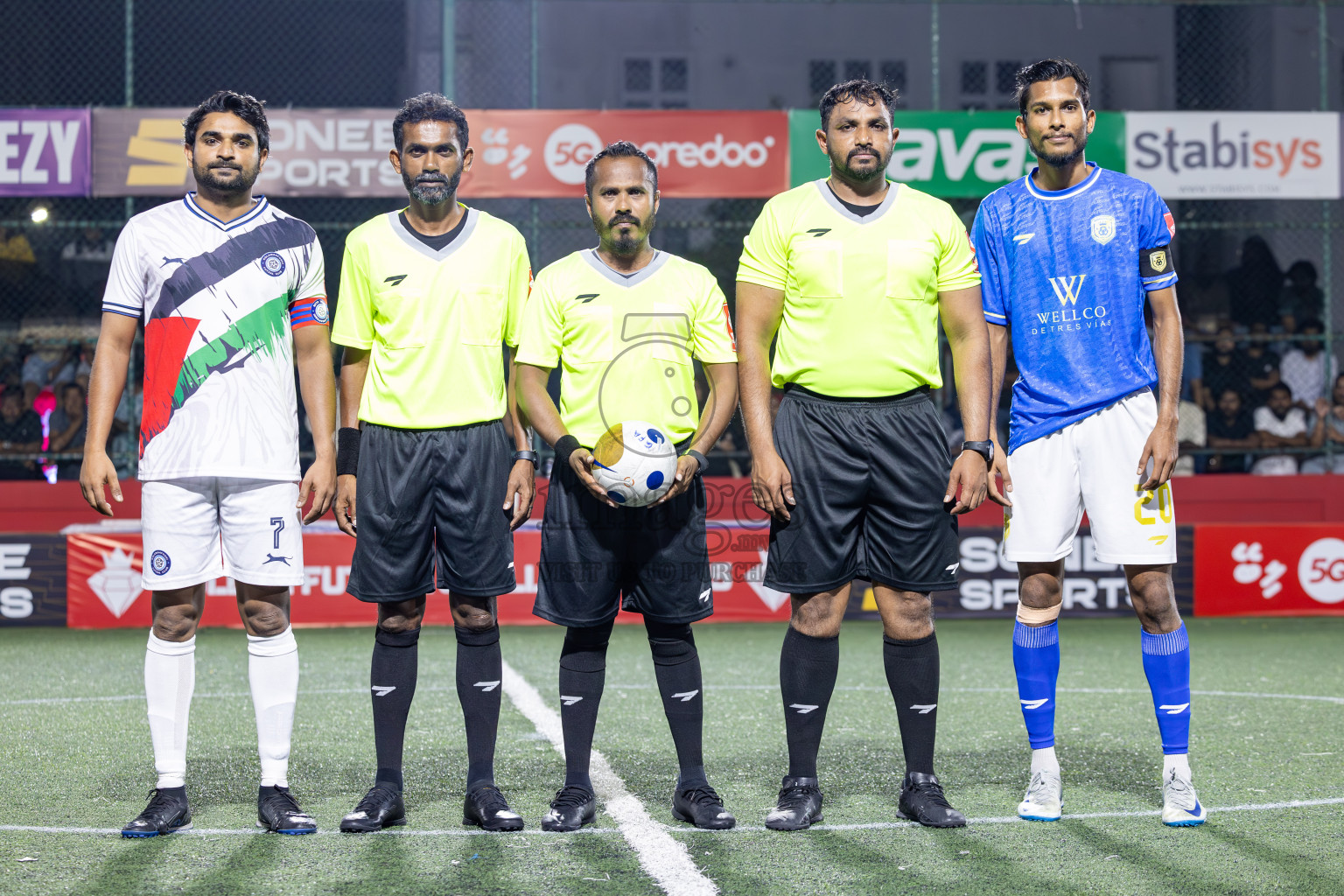 GA Dhevvadhoo vs GA Kolamaafushi in Day 8 of Golden Futsal Challenge 2025 was held on Sunday, 12th January 2025, in Hulhumale', Maldives
Photos: Ismail Thoriq / images.mv