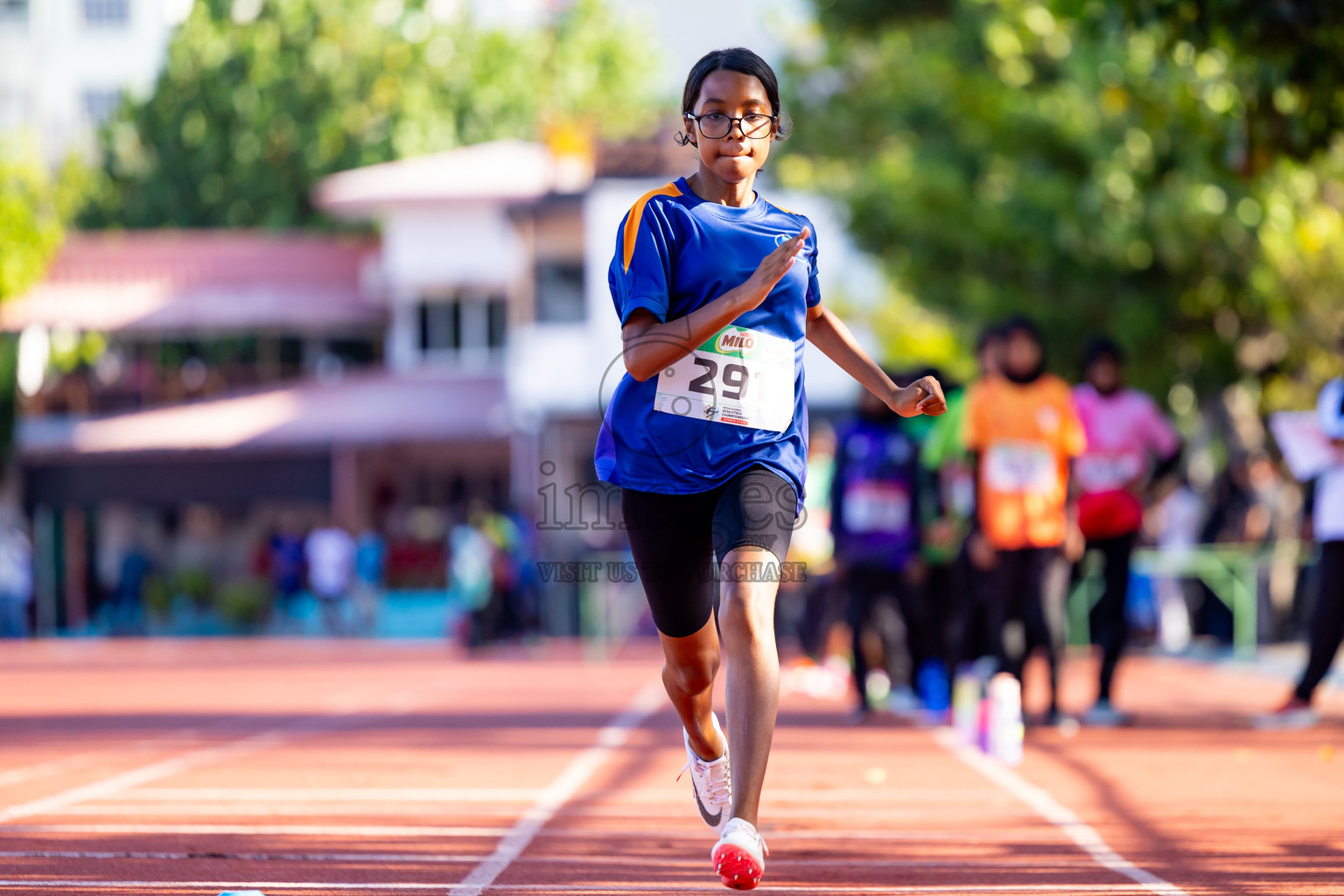 Day 1 of Inter-school Athletics Championship 2025 held in Ekuveni Synthetic Track, Male', Maldives on Monday, 06th October 2025. Photos by: Nausham Waheed / Images.mv