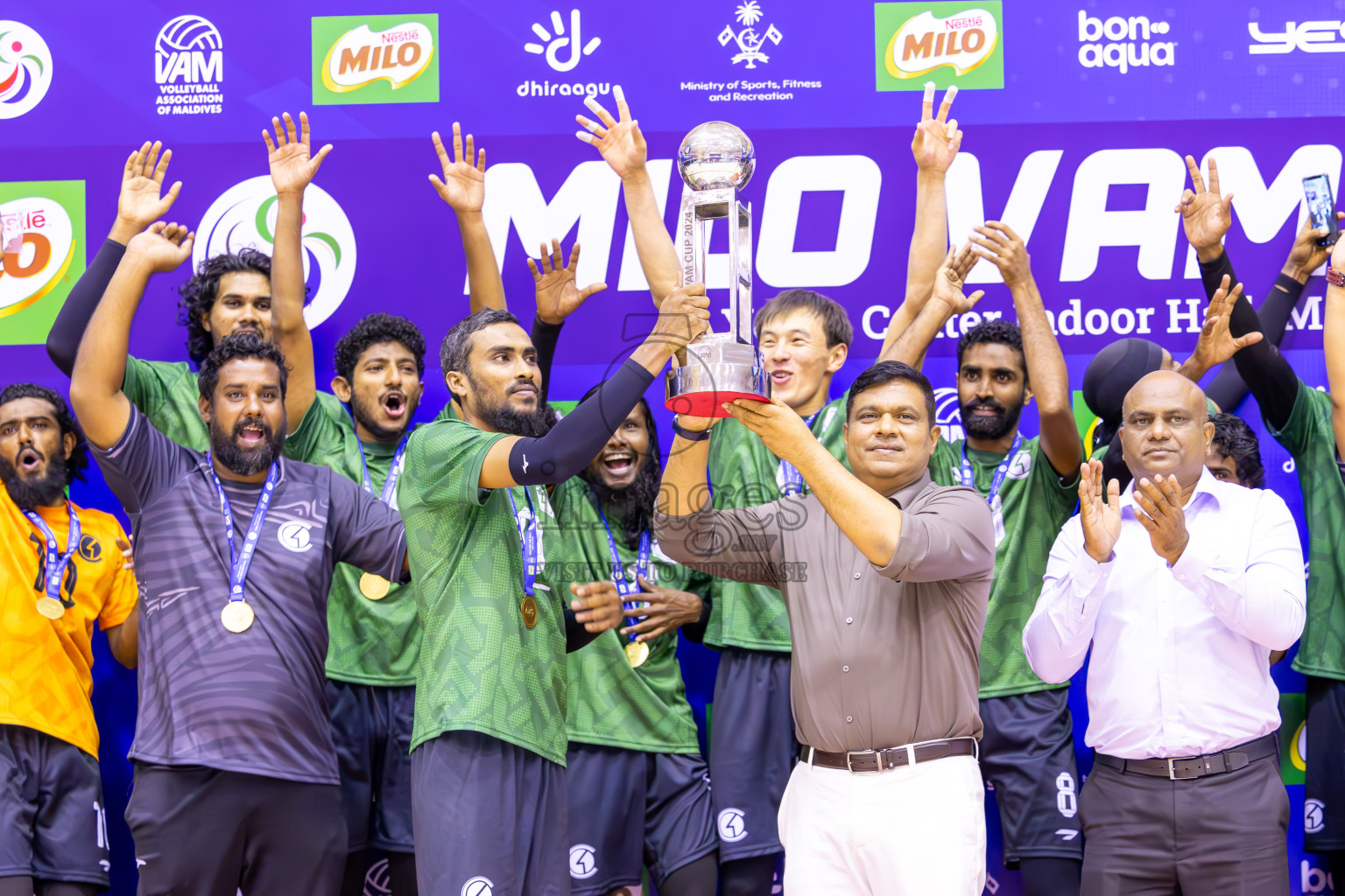 Final of MILO VAM Cup 2024 (Men's Division) was held in Social Center Indoor Hall on Monday, 4th November 2024. 
Photos: Ismail Thoriq / images.mv