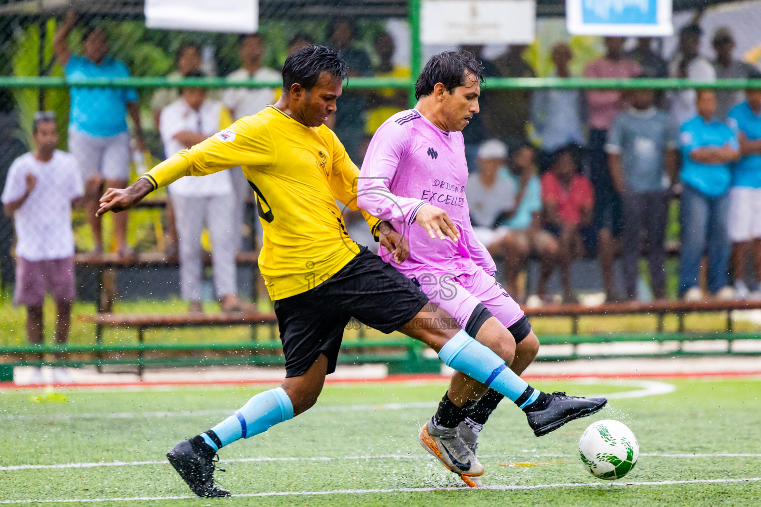 Milaidhoo vs Four Seasons in Day 2 of Resort League 2025 (Baa Zone) was held on Thursday, 10th July 2025 in Avani+ Fares Maldives Resort, Baa Atoll, Maldives. Photos: Nausham Waheed / images.mv