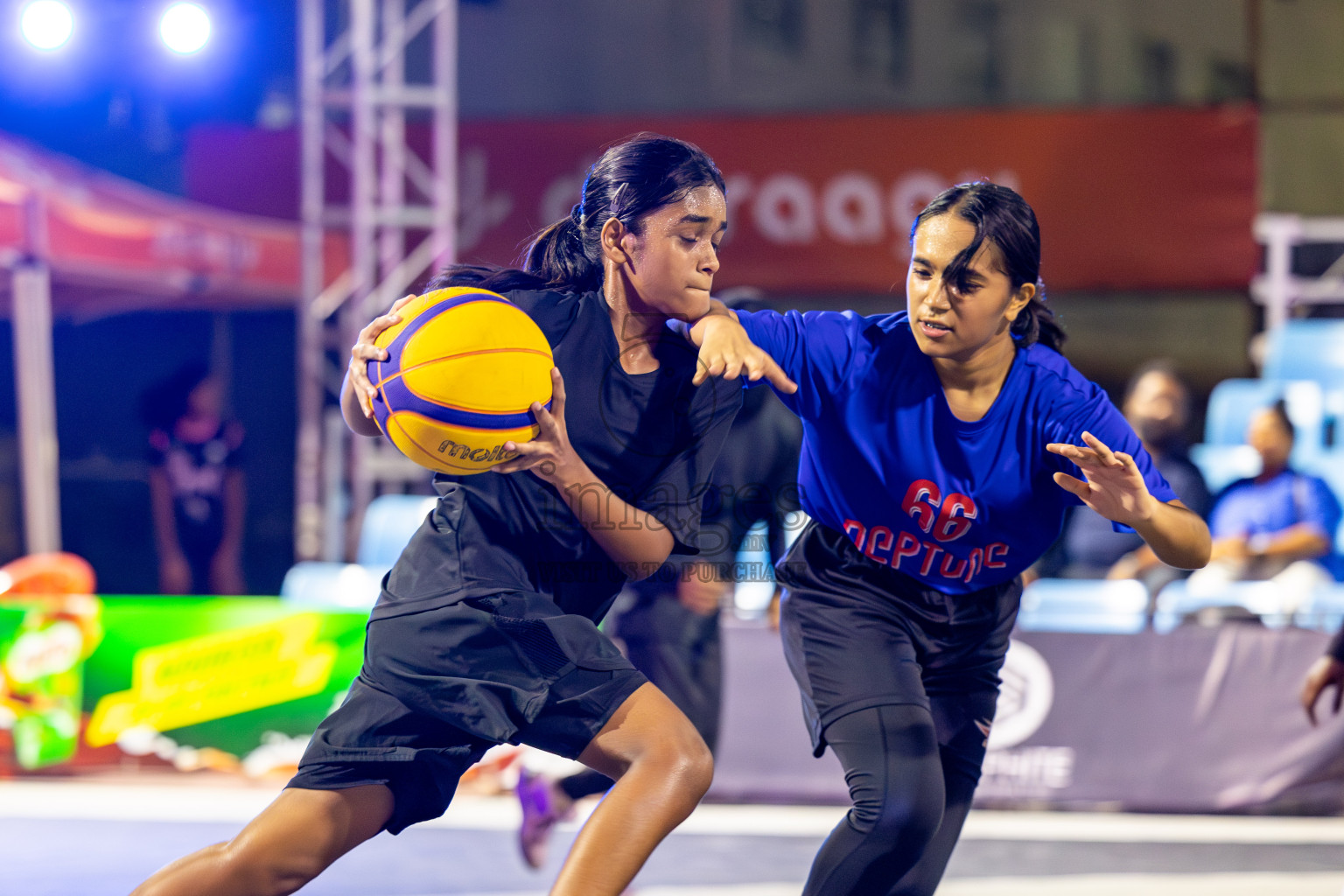 Day 7 of MILO Ramadan 3x3 Challenge 2024 was held in Ekuveni Outdoor Basketball Court at Male', Maldives on Monday, 18th March 2024.
Photos: Mohamed Mahfooz Moosa / images.mv