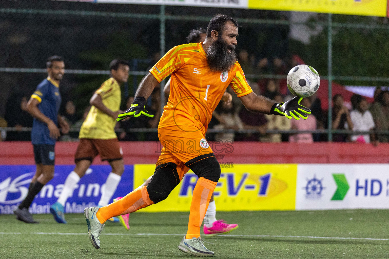 N Holhudhoo vs N Velidhoo in Day 7 of Golden Futsal Challenge 2024 was held on Saturday, 20th January 2024, in Hulhumale', Maldives Photos: Nausham Waheed / images.mv