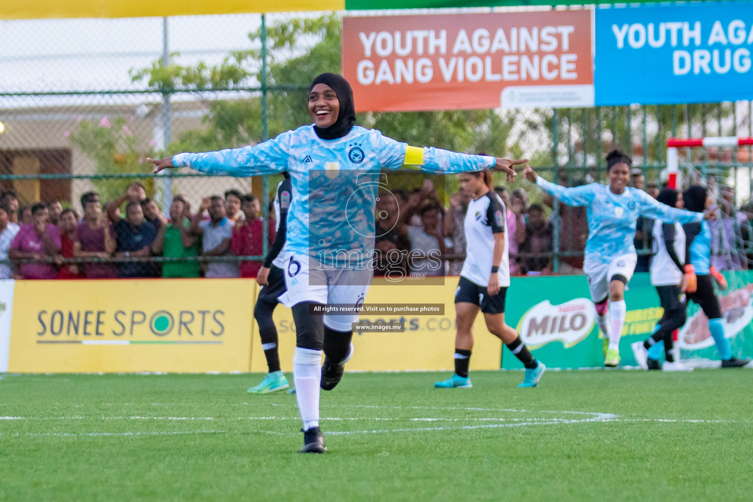 MPL vs DSC in Eighteen Thirty Women's Futsal Fiesta 2022 was held in Hulhumale', Maldives on Monday, 17th October 2022. Photos: Hassan Simah, Mohamed Mahfooz Moosa / images.mv