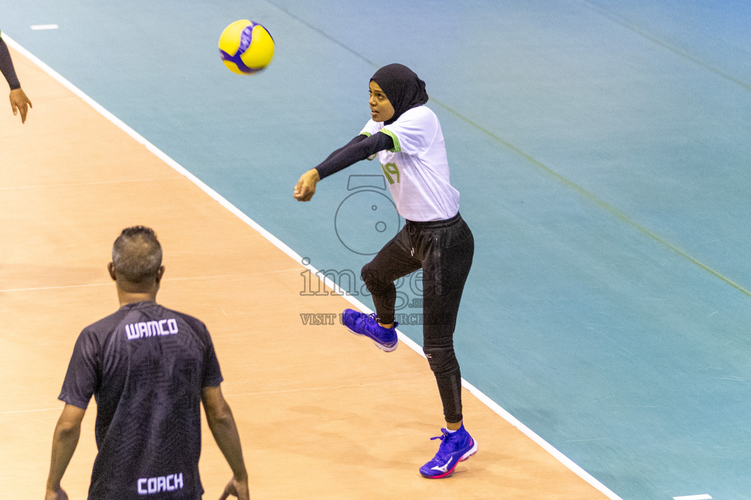 Final of Women's Division of Volleyball Association Cup 2023 held in Male', Maldives on Monday, 25th December 2023 at Social Center Indoor Hall Photos By: Nausham Waheed /images.mv