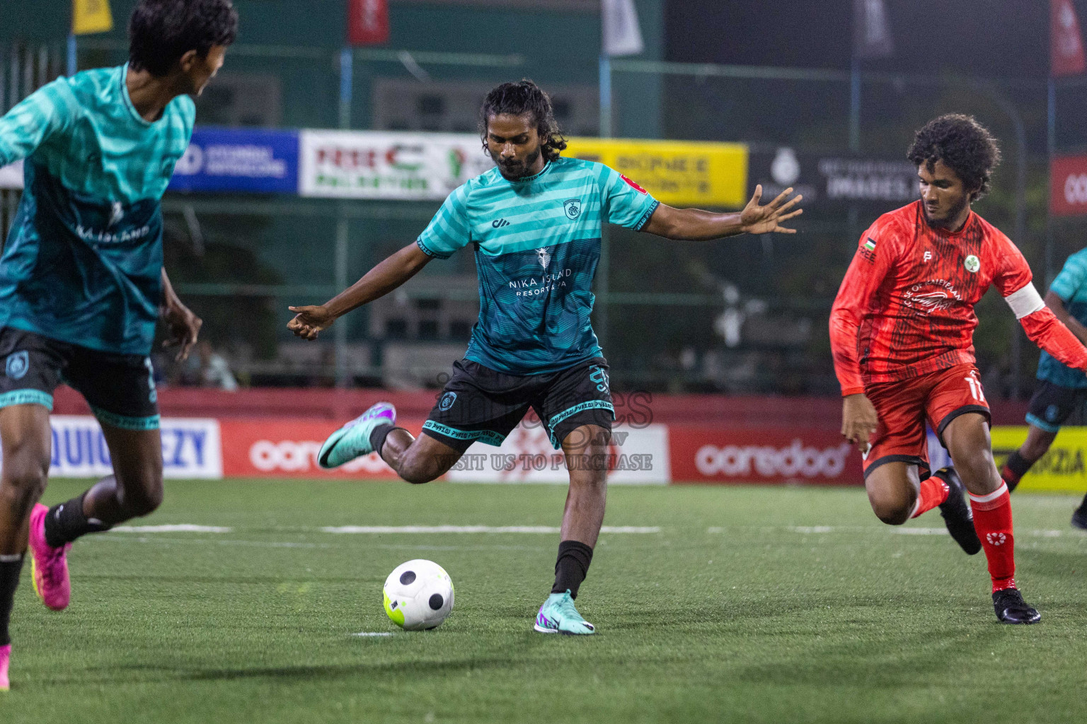 AA Feridhoo vs AA Bodufolhudhoo in Day 15 of Golden Futsal Challenge 2024 was held on Monday, 29th January 2024, in Hulhumale', Maldives Photos: Nausham Waheed / images.mv