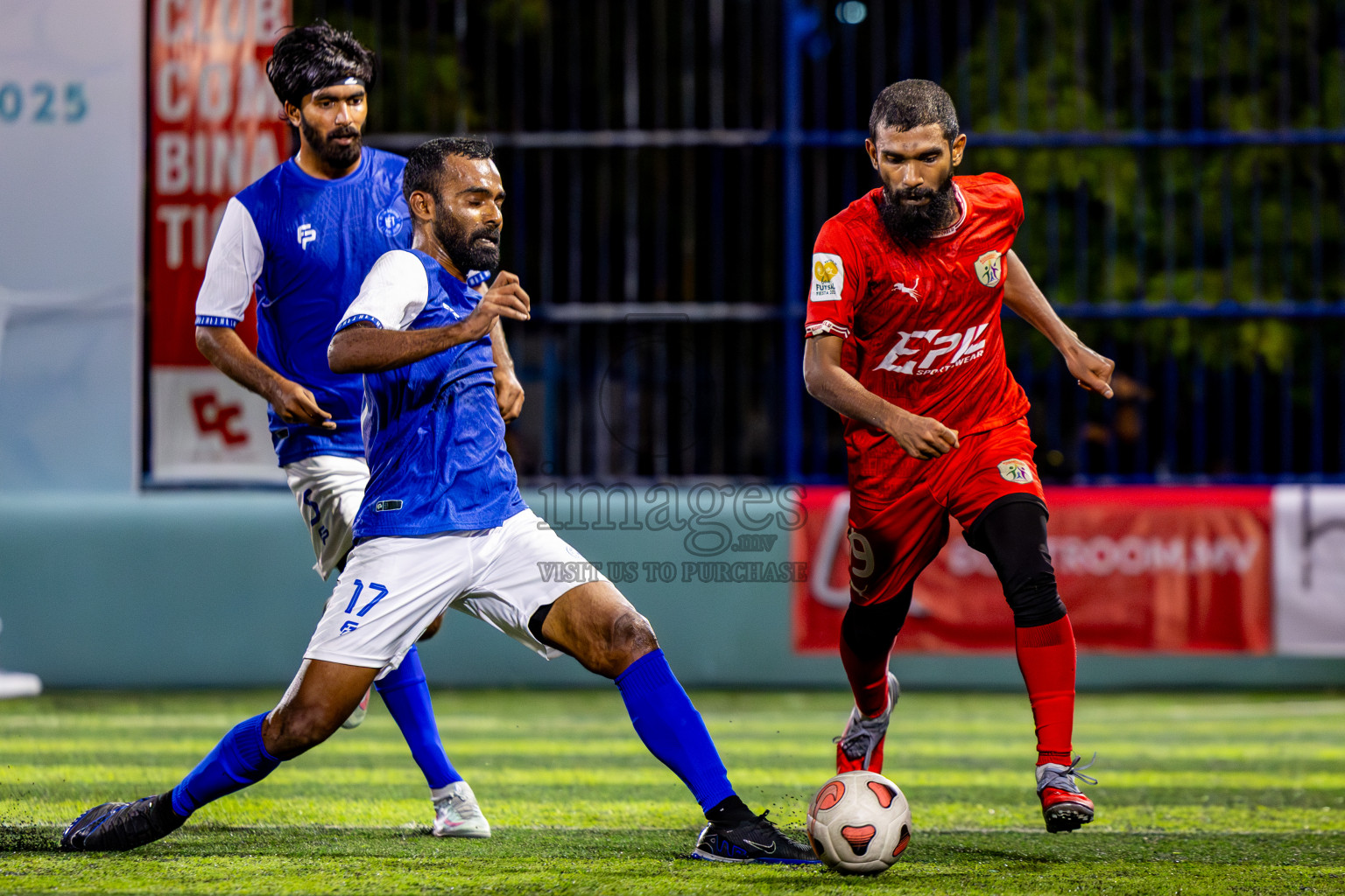Kudarikilu vs Hithaadhoo in Day 1 of Better in Baa Futsal Fiesta 2025 Men's division held in B. Eydhafushi, Maldives on Wednesday, 5th November 2025. Photos: Nausham Waheed / images.mv
