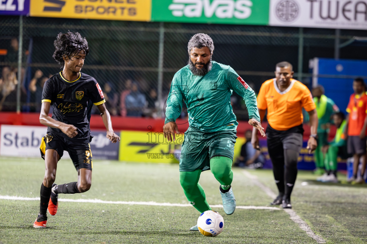 HDh Nolhivaranfaru vs HDh Hanimaadhoo in Day 9 of Golden Futsal Challenge 2025 was held on Monday, 13th January 2025, in Hulhumale', Maldives
Photos: Ismail Thoriq / images.mv