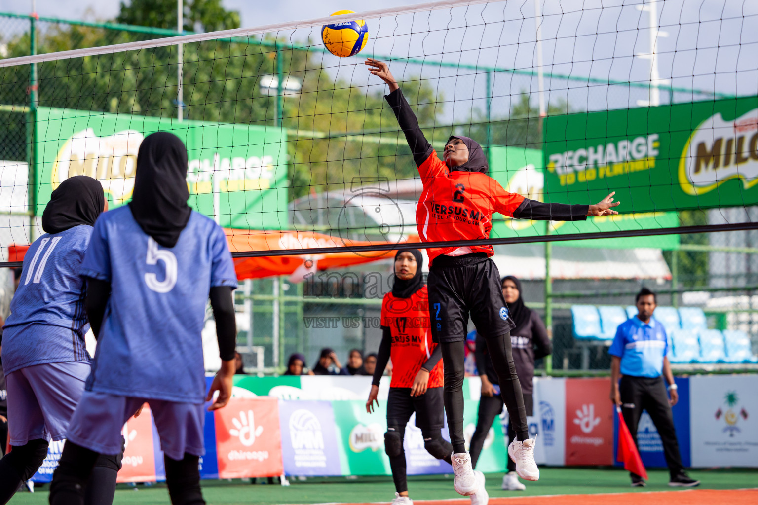 Villingili Z Jamiyya vs Club Volleyball in the Finals of Milo National Junior Volleyball Championship 2025 Woman's Division was held on Sunday, 30th November 2025 at Ekuveni Turf Court Male', Maldives. Photos: Nausham Waheed / images.mv