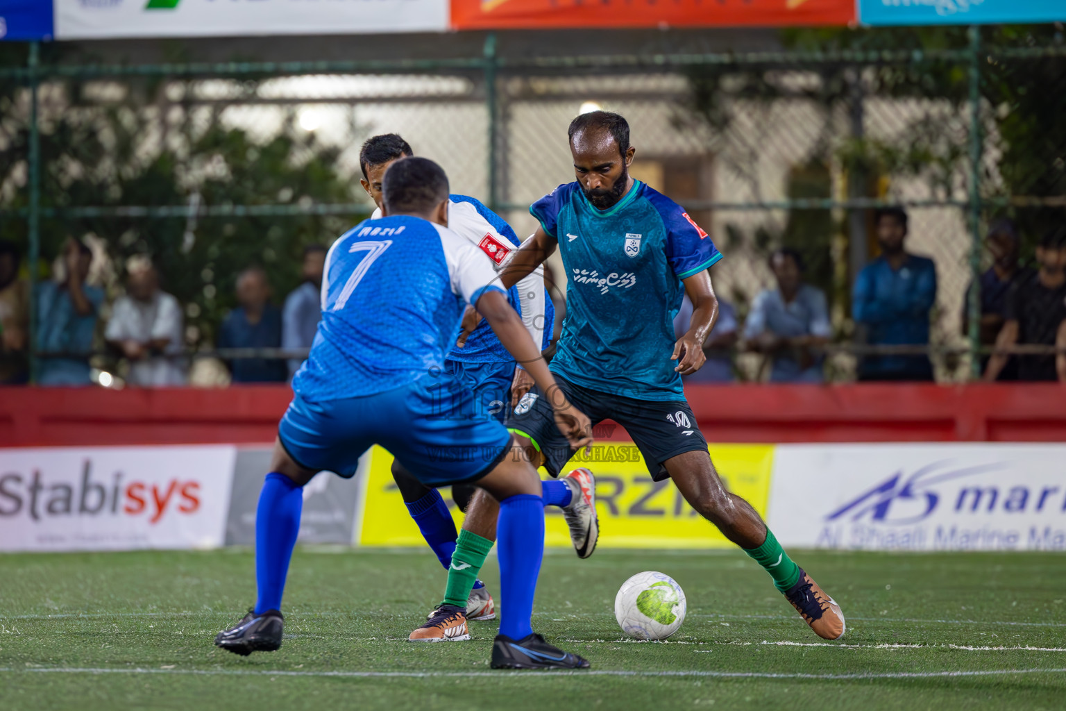 M Mulak vs F Bilehdhoo on Day 36 of Golden Futsal Challenge 2024 was held on Wednesday, 21st February 2024, in Hulhumale', Maldives
Photos: Ismail Thoriq, / images.mv