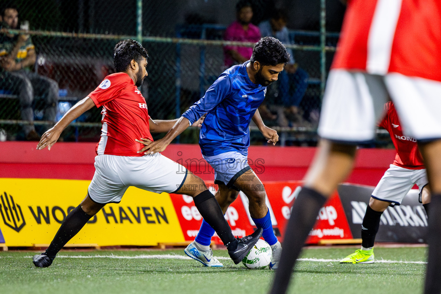 Sheesha vs Hulhumale Hospital in Day 13 of Office League 2025 was held on Monday, 28th April 2025 in Hulhumale', Maldives. Photos: Nausham Waheed / images.mv