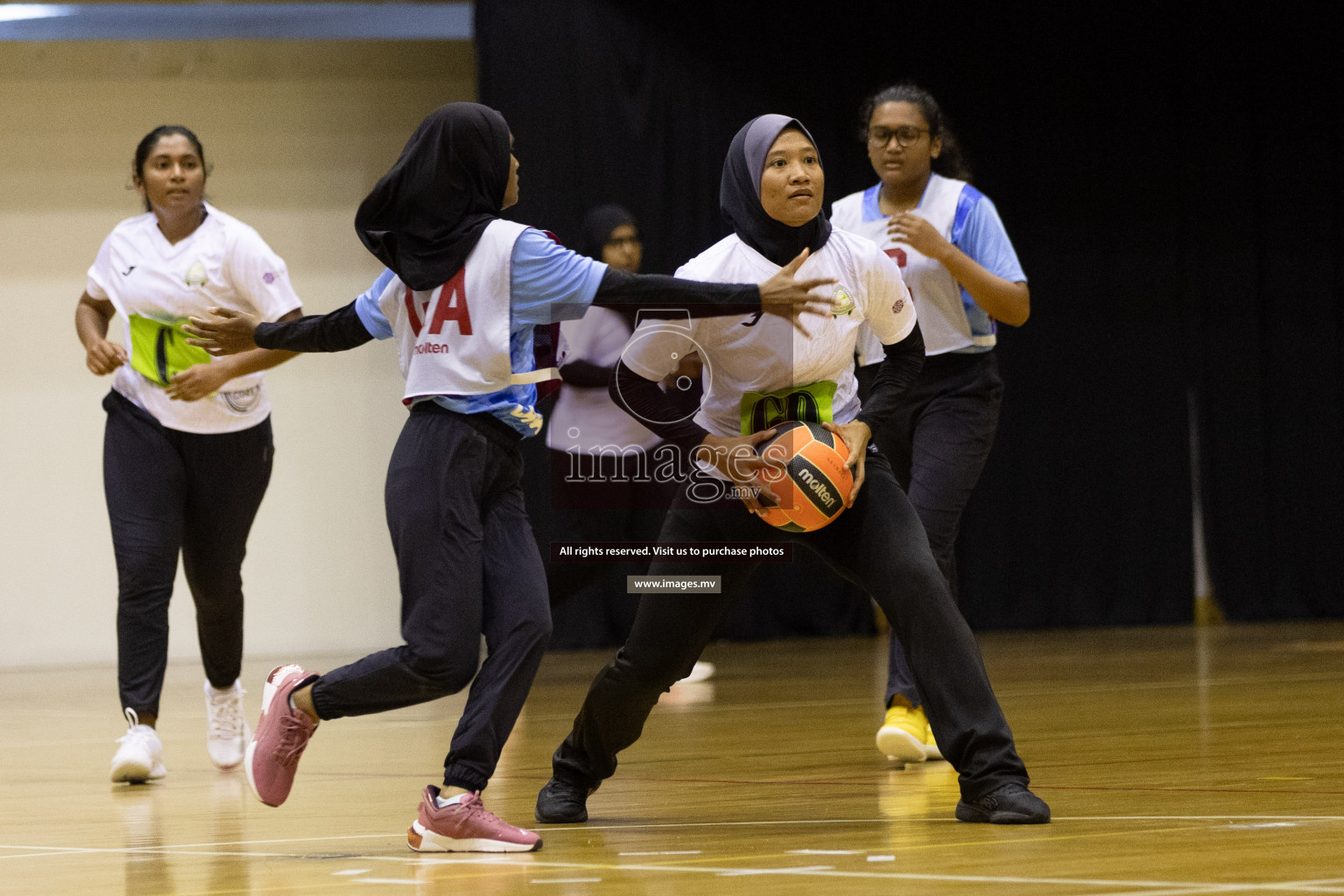 Club Green Streets vs Mahibadhoo in the Milo National Netball Tournament 2022 on 20 July 2022, held in Social Center, Male', Maldives. Photographer: Shuu / Images.mv