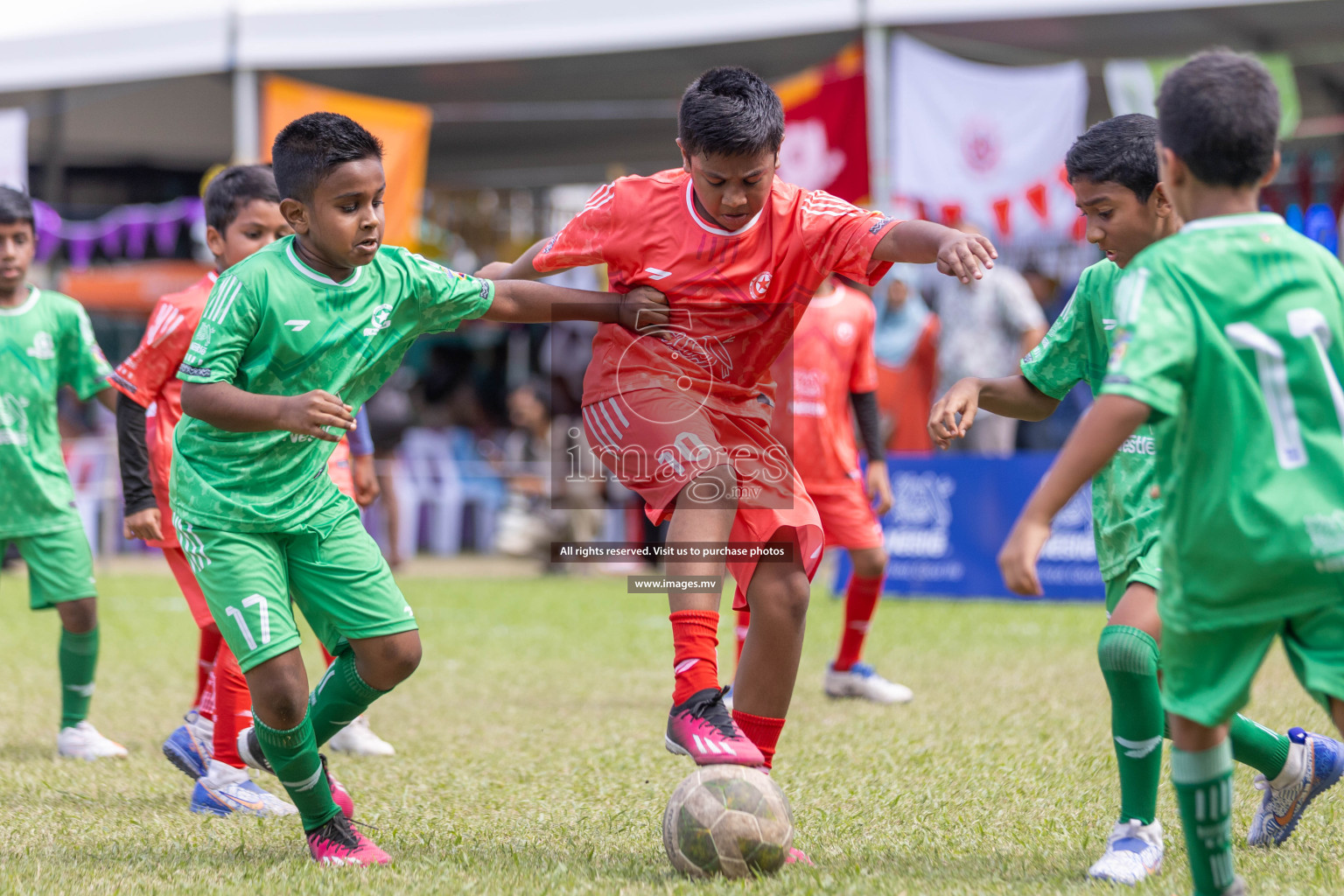 Day 2 of Nestle kids football fiesta, held in Henveyru Football Stadium, Male', Maldives on Thursday, 12th October 2023 Photos: Shuu Abdul Sattar / mages.mv