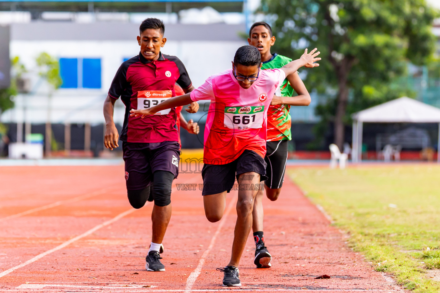 Day 5 of Inter-school Athletics Championship 2025 held in Ekuveni Synthetic Track, Male', Maldives on Saturday, 11th October 2025. Photos by: Nausham Waheed / Images.mv