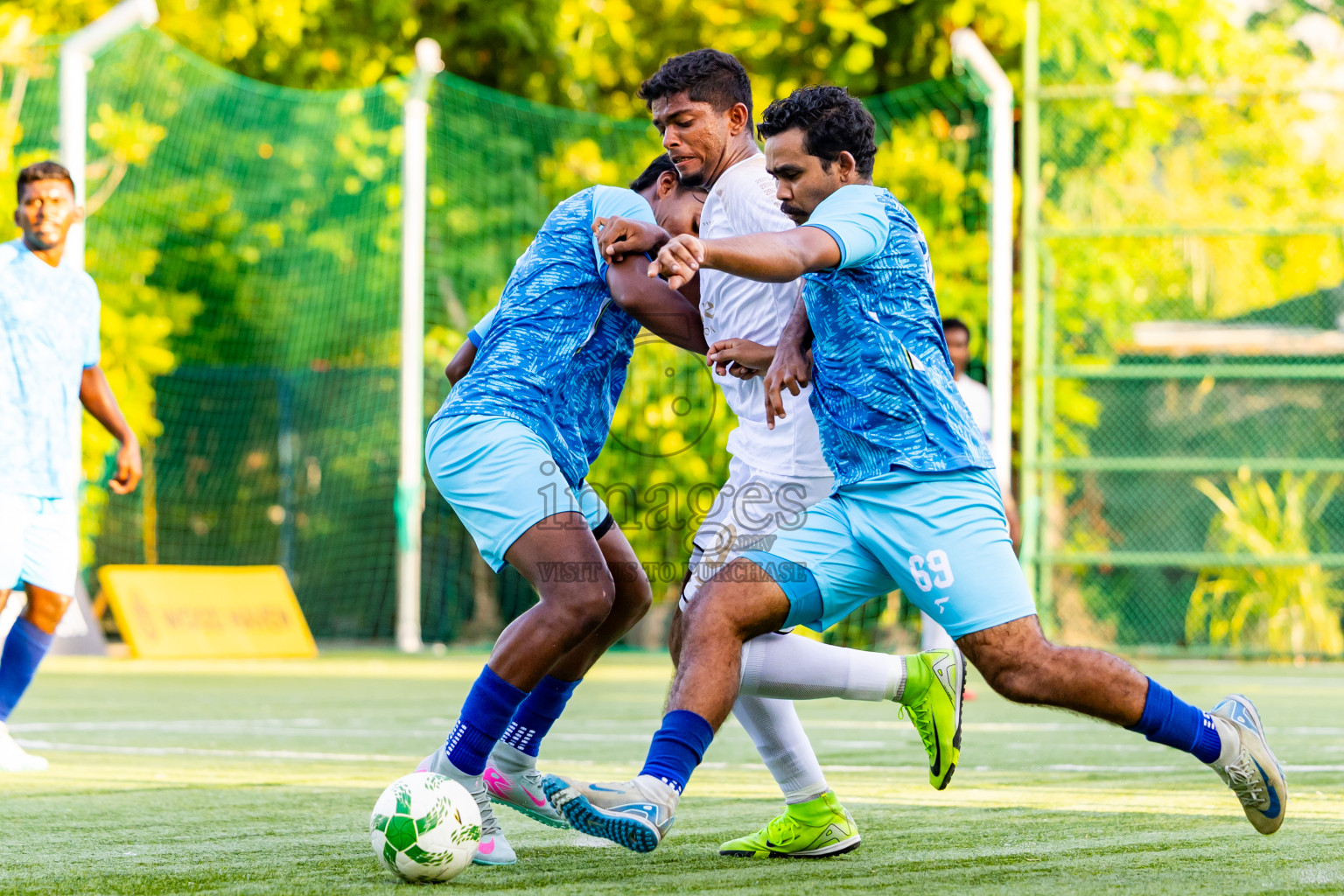 Conrad vs Kuramathi in Day 5 of Resort League 2025 (Ari Zone) was held on Tuesday, 24th June 2025 in Conrad Maldives Rangali Island, Alif Dhaalu Atoll, Maldives. Photos: Nausham Waheed / images.mv