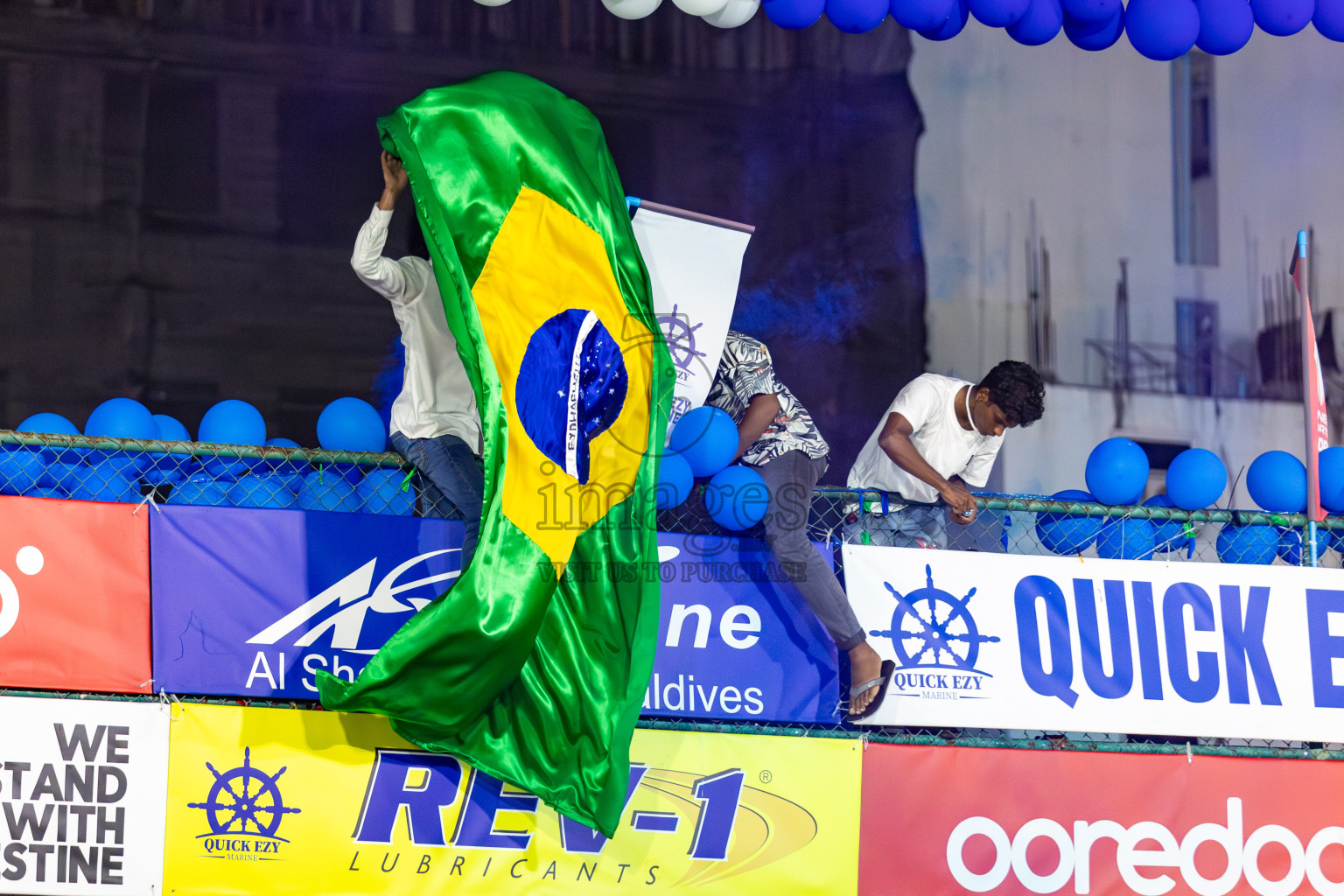 L. Gan VS B. Eydhafushi in the Finals of Golden Futsal Challenge 2024 which was held on Thursday, 7th March 2024, in Hulhumale', Maldives. 
Photos: Hassan Simah / images.mv