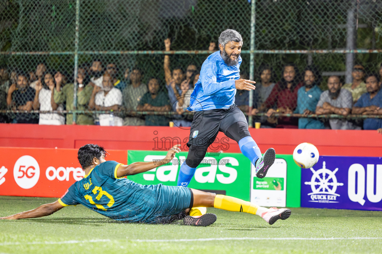 HDh. Hanimaadhoo vs HDh. Neykurendhoo in Day 1 of Golden Futsal Challenge 2025 on Sunday, 5th January 2025, in Hulhumale', Maldives 
Photos: Nausham Waheed / images.mv