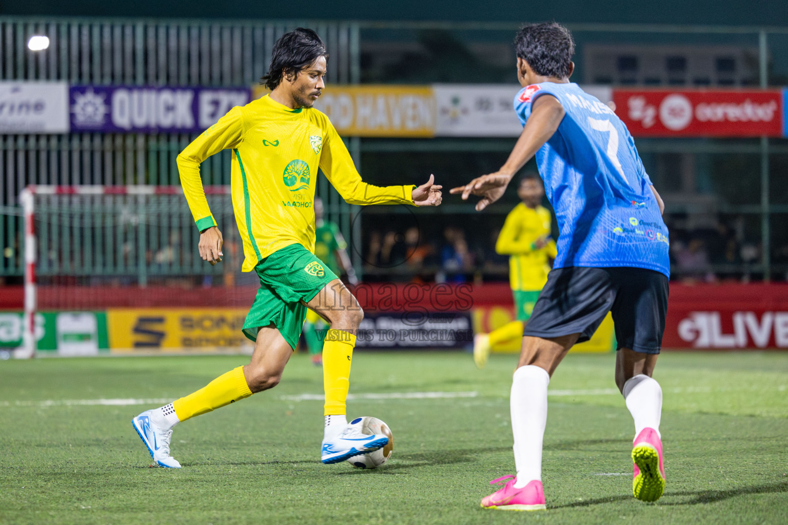 GDh. Fiyoaree VS GDh. Vaadhoo in Day 7 of Golden Futsal Challenge 2025 was held on Saturday, 11th January 2025, in Hulhumale', Maldives Photos: Hassan Simah / images.mv