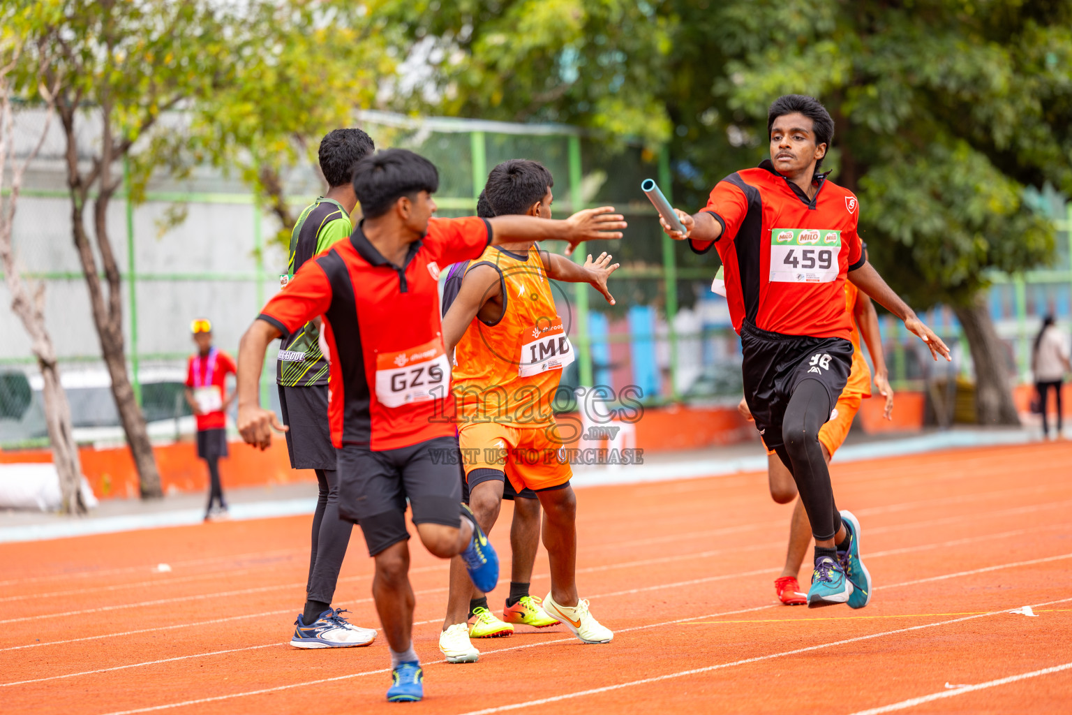 Day 6 of Inter-school Athletics Championship 2025 held in Ekuveni Synthetic Track, Male', Maldives on Sunday, 12th October 2025. Photos by: Ismail Thoriq / Images.mv
