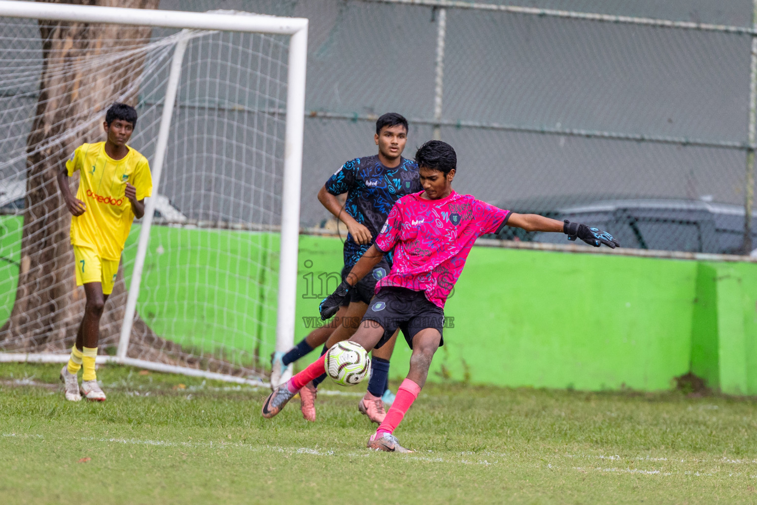 Maziya SRC vs Super United Sports (U14)  in day 6 of Dhivehi Youth League 2024 held at Henveiru Stadium on Saturday 30th November 2024. Photos: Ismail Thoriq / Images.mv