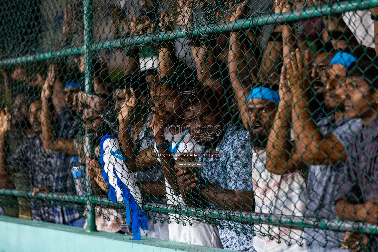 Thimarafushi vs Gaafaru in the finals of Sonee Sports Golden Futsal Challenge 2022 held on 30 March 2022 in Hulhumale, Male', Maldives. Photos by Hassan Simah