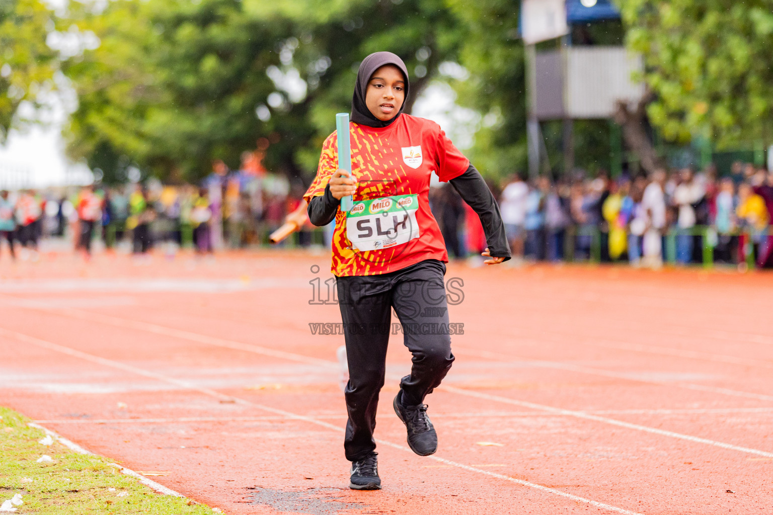 Day 6 of Inter-school Athletics Championship 2025 held in Ekuveni Synthetic Track, Male', Maldives on Sunday, 12th October 2025. Photos by: Areef Adam / Images.mv