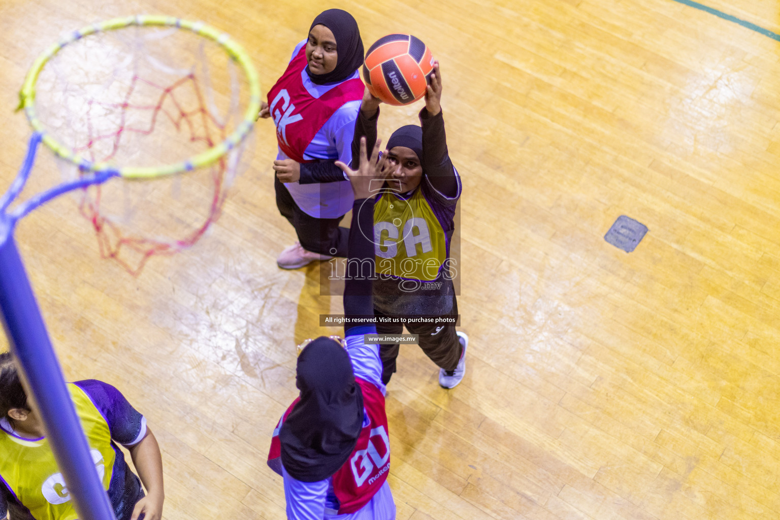 Sports Club Skylark vs Vyansa in the Milo National Netball Tournament 2022 on 17 July 2022, held in Social Center, Male', Maldives. 
Photographer: Hassan Simah / Images.mv