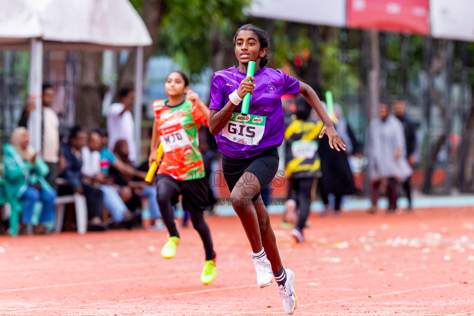 Day 6 of Inter-school Athletics Championship 2025 held in Ekuveni Synthetic Track, Male', Maldives on Sunday, 12th October 2025. Photos by: Nausham Waheed / Images.mv