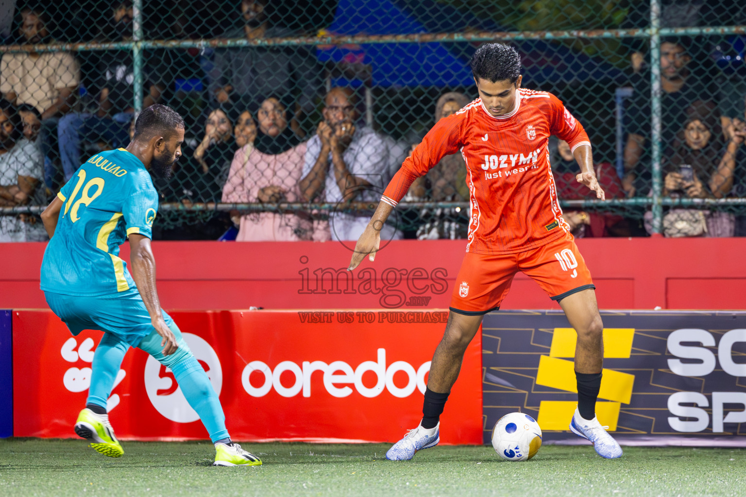 L Maavah VS L Gan in Day 8 of Golden Futsal Challenge 2025 was held on Sunday, 12th January 2025, in Hulhumale', Maldives
Photos: Ismail Thoriq / images.mv