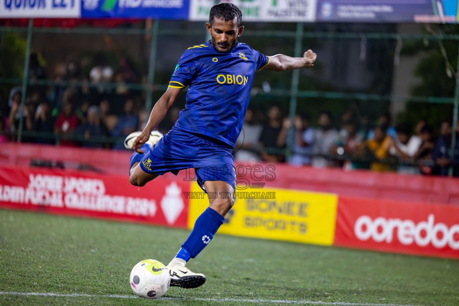 Maafannu VS B. Eydhafushi in Round of 16 on Day 40 of Golden Futsal Challenge 2024 which was held on Tuesday, 27th February 2024, in Hulhumale', Maldives Photos: Hassan Simah / images.mv