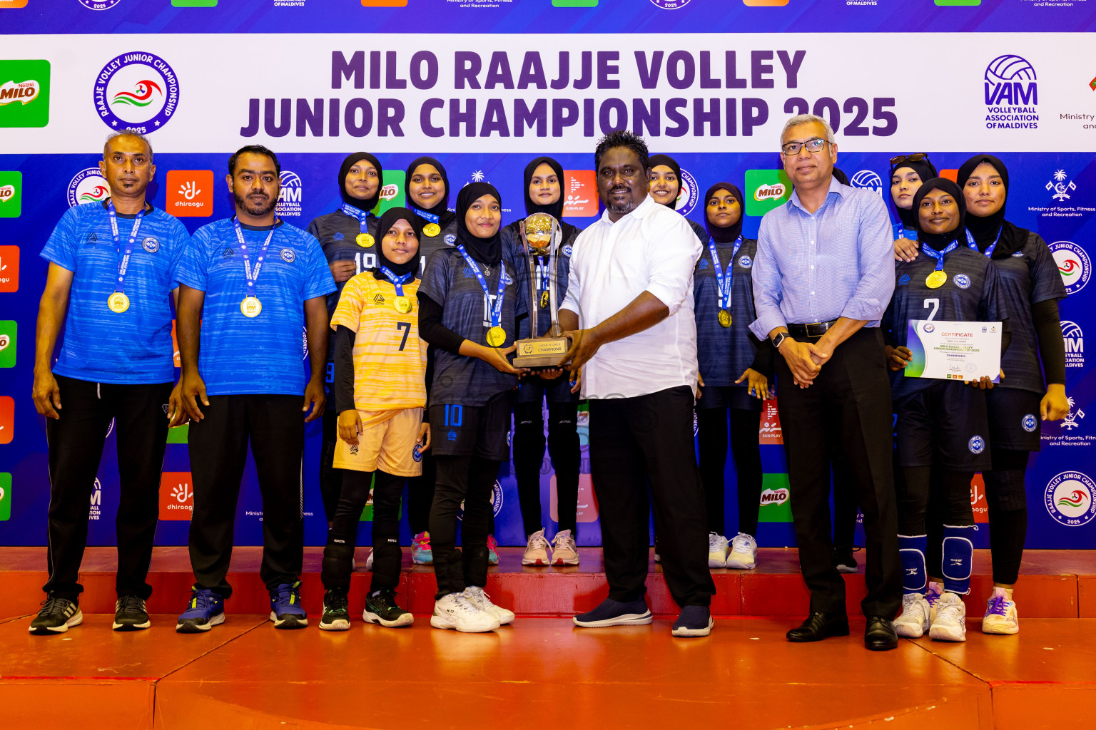 Male' City Team 1 vs Male' City Team 3 in the Finals of MILO Raajje Volley Junior Championship 2025 (U19 Girls) was held in Social Center Indoor Hall, Maldives on Sunday, 28th September 2025. Photos: Nausham Waheed / images.mv