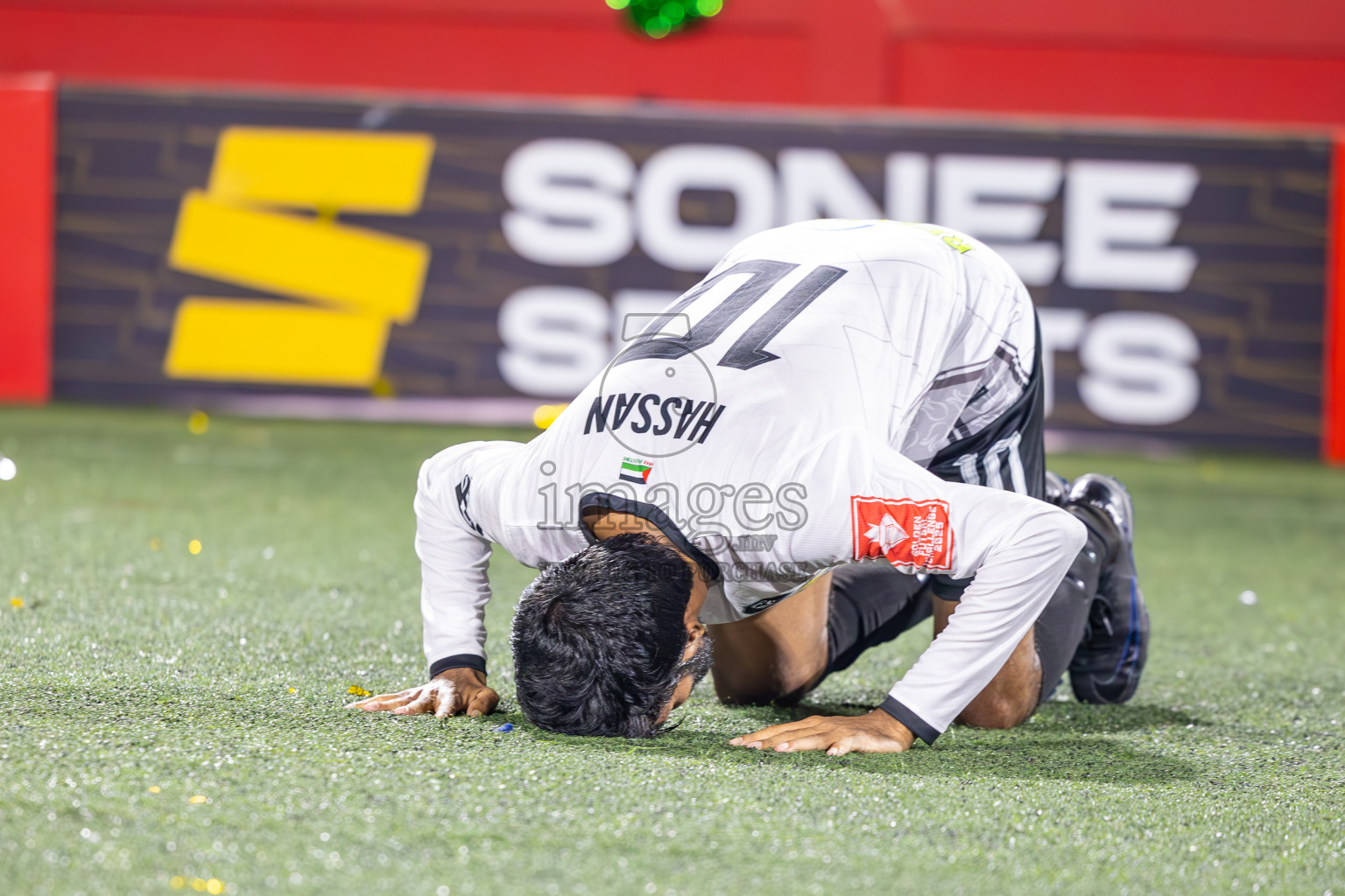 N Holhudhoo vs N Miladhoo in Noonu Atoll Final in Day 24 of Golden Futsal Challenge 2025 was held on Tuesday , 28th January 2025, in Hulhumale', Maldives. Photos: Ismail Thoriq / images.mv