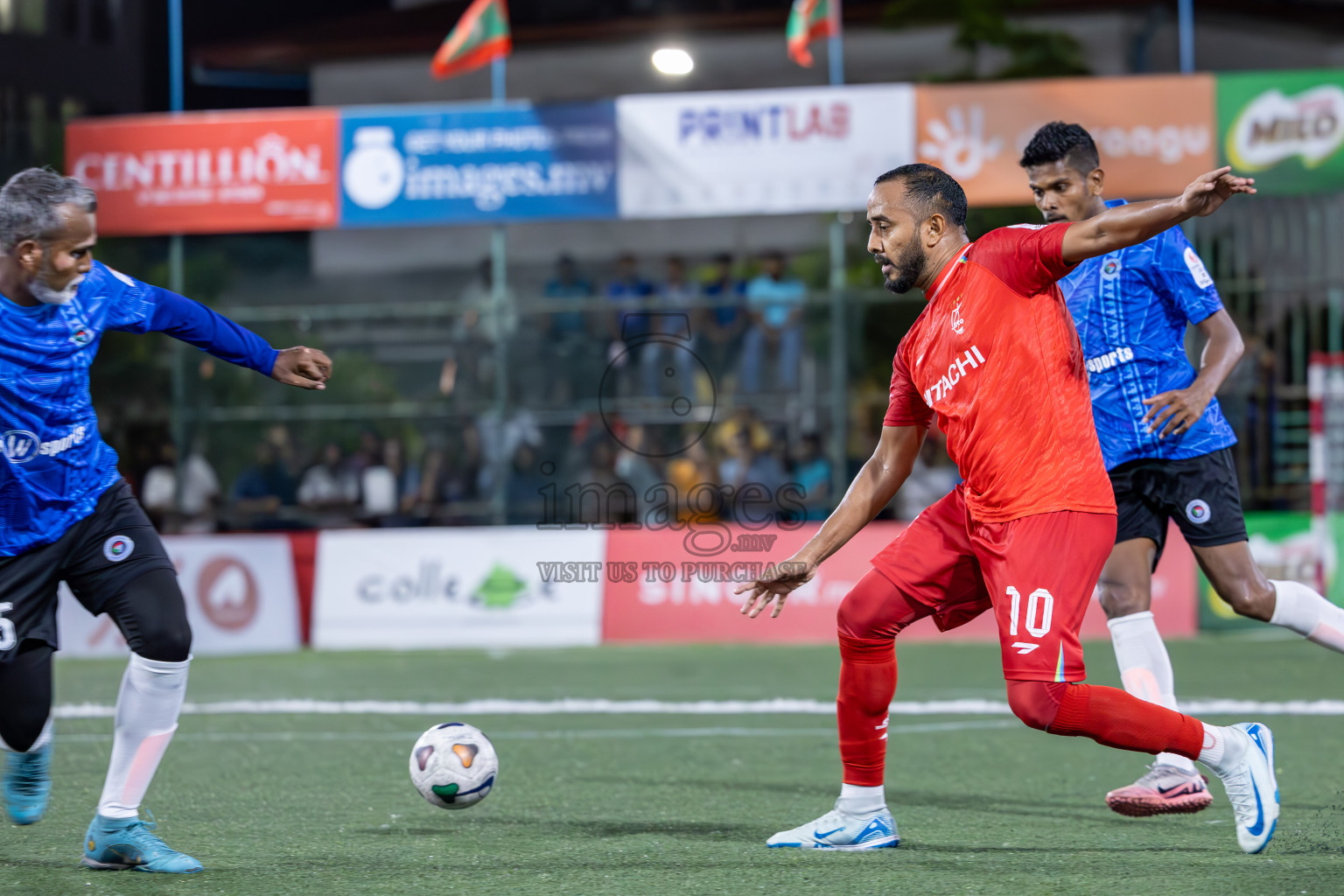 STO RC vs Police Club in Club Maldives Cup 2024 held in Rehendi Futsal Ground, Hulhumale', Maldives on Wednesday, 2nd October 2024.
Photos: Ismail Thoriq / images.mv