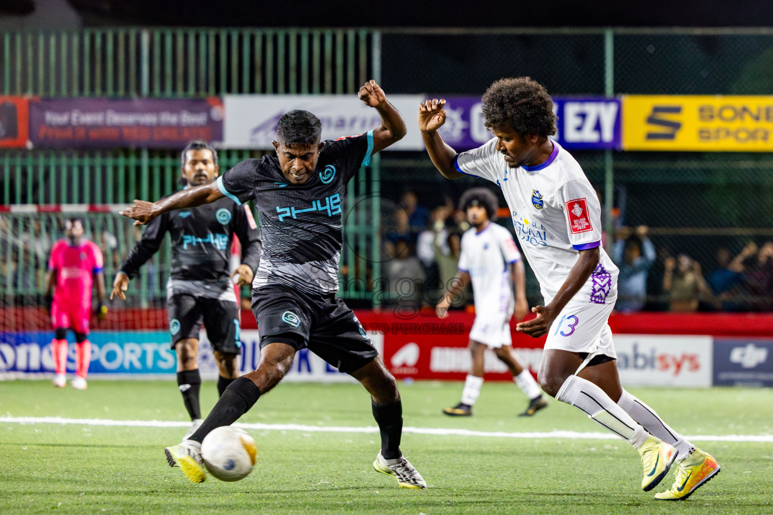 K Guraidhoo vs K Thulusdhoo on Day 18 of Golden Futsal Challenge 2025 was held on Thursday, 23rd January 2025, in Hulhumale', Maldives. Photos: Nausham Waheed / images.mv