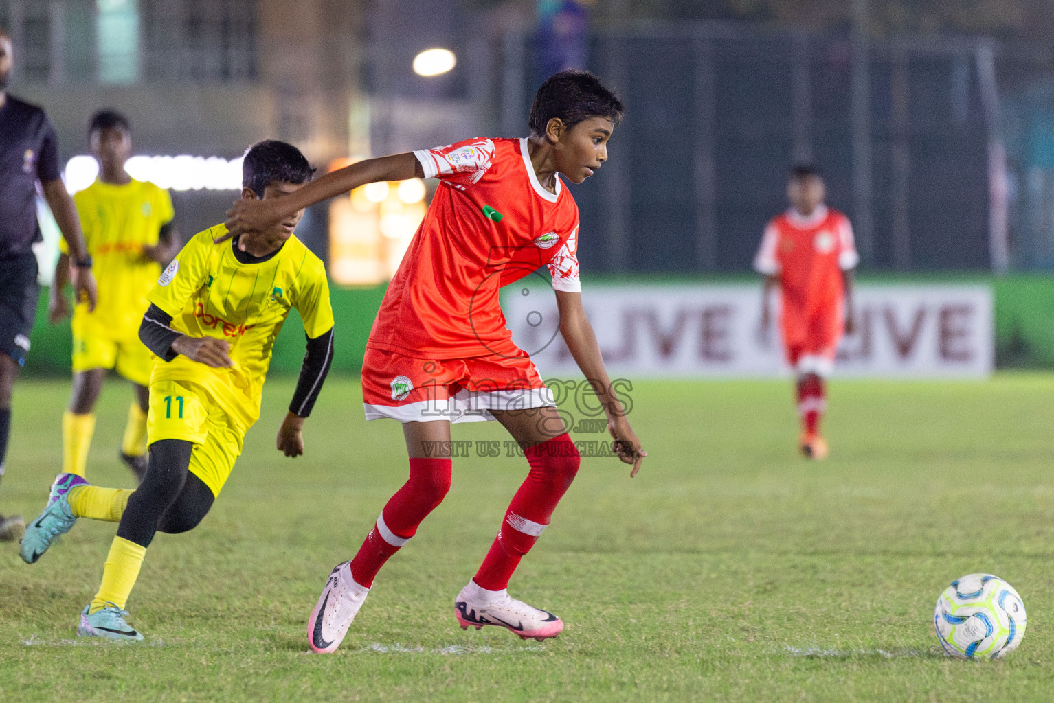 Maziya vs Hurriya (U12) in Day 4 of Dhivehi Youth League 2024 held at Henveiru Stadium on Thursday, 28th November 2024. Photos: Shuu Abdul Sattar/ Images.mv