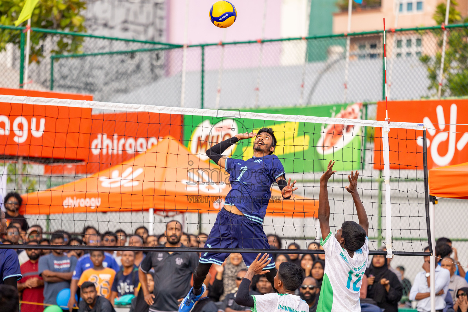 Day 11 of Interschool Volleyball Tournament 2024 was held in Ekuveni Volleyball Court at Male', Maldives on Monday, 2nd December 2024.
Photos: Ismail Thoriq / images.mv