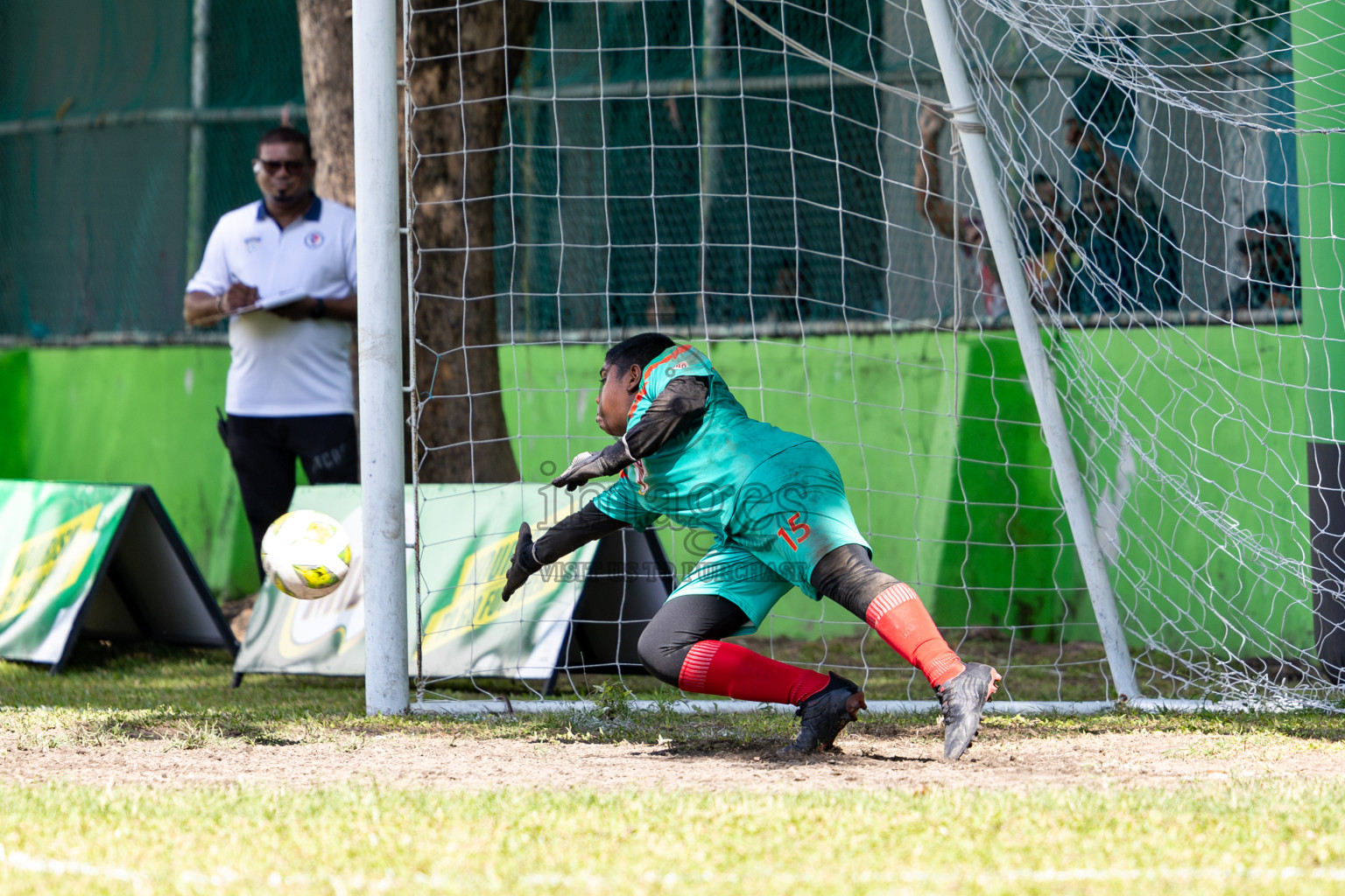 Day 4 of MILO Academy Championship 2024 (U-14) was held in Henveyru Stadium, Male', Maldives on Sunday, 3rd November 2024. 
Photos: Hassan Simah / Images.mv