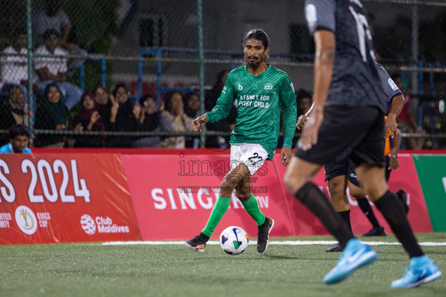 KHAARIJEE VS TEAM BADHAHI in Club Maldives Classic 2024 held in Rehendi Futsal Ground, Hulhumale', Maldives on Tuesday, 3rd September 2024. 
Photos: Nausham Waheed / images.mv