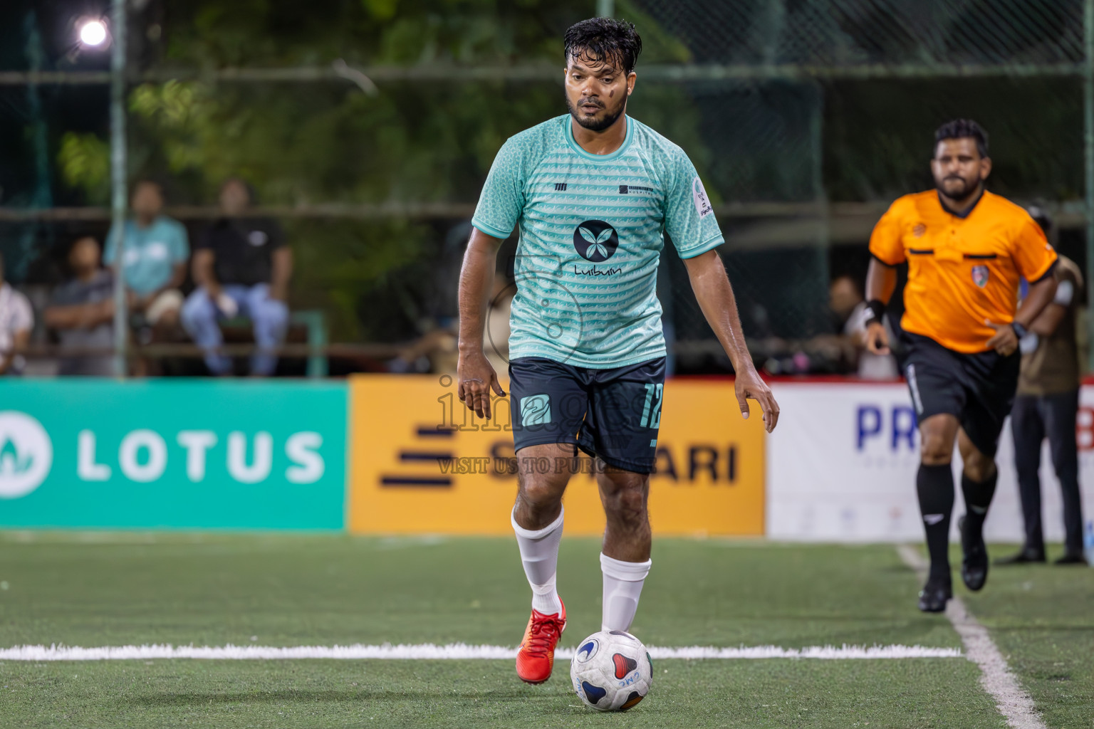 Team Dharumavantha vs Hiya Club in Club Maldives Classic 2024 held in Rehendi Futsal Ground, Hulhumale', Maldives on Sunday, 8th September 2024. 
Photos: Ismail Thoriq / images.mv