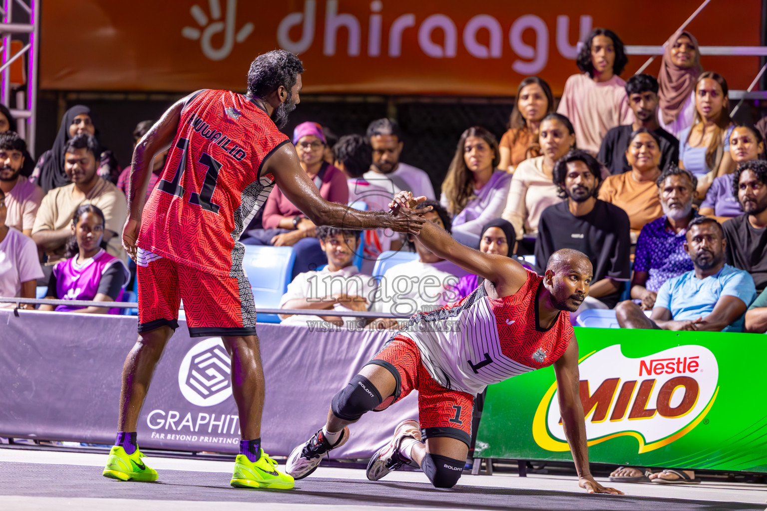 Final Day of MILO Ramadan 3x3 Challenge 2024 was held in Ekuveni Outdoor Basketball Court at Male', Maldives on Tuesday, 19th March 2024.
Photos: Ismail Thoriq / images.mv