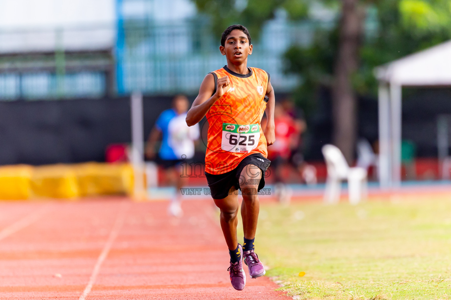 Day 5 of Inter-school Athletics Championship 2025 held in Ekuveni Synthetic Track, Male', Maldives on Saturday, 11th October 2025. Photos by: Nausham Waheed / Images.mv