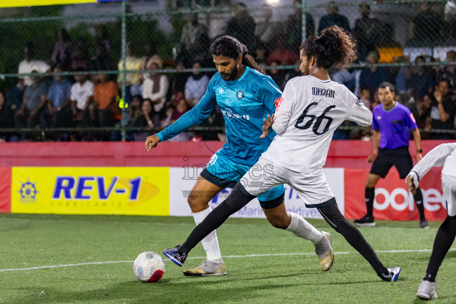 M. Kolhufushi vs M. Muli in Day 19 of Golden Futsal Challenge 2024 was held on Friday, 2nd February 2024 in Hulhumale', Maldives 
Photos: Hassan Simah / images.mv